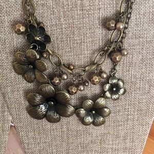 4 necklaces for one price $11